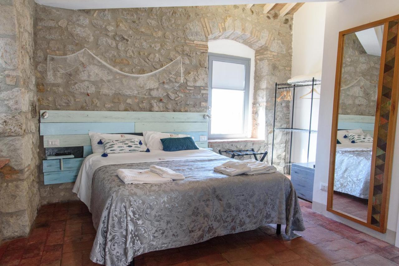 Bed and Breakfast Casale 1541 Больсена Екстер'єр фото