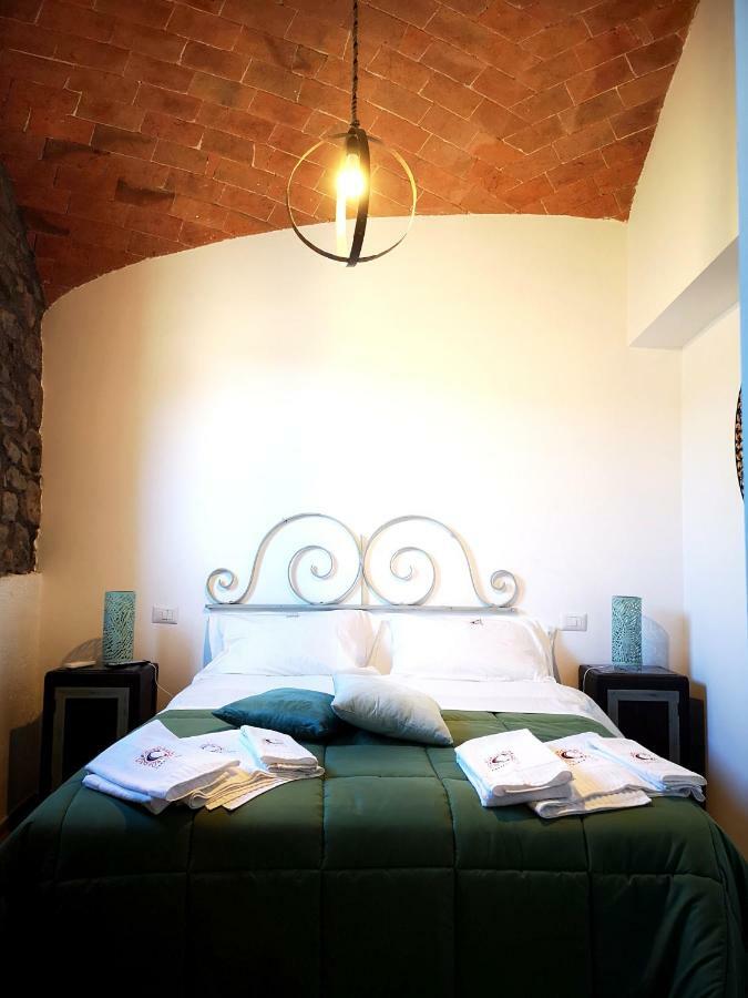 Bed and Breakfast Casale 1541 Больсена Екстер'єр фото